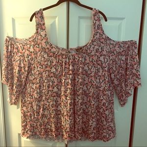 Floral Cold Shoulder SOFT Top